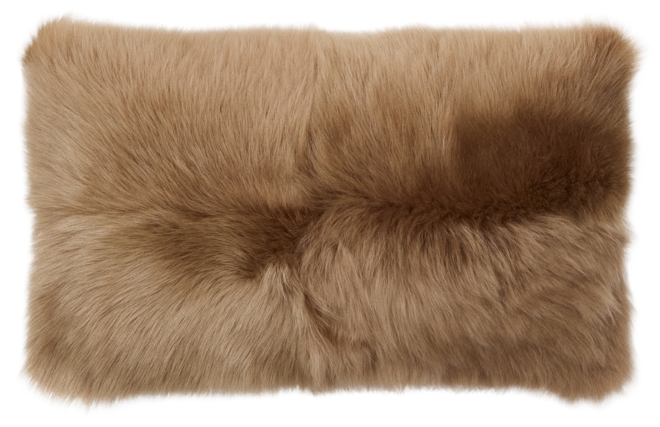 Hnědý kožešinový povlak na polštář Kave Home Katny 30 x 50 cm